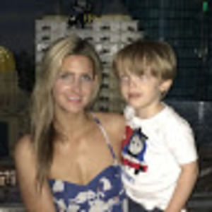 Meet your Posher, Angie